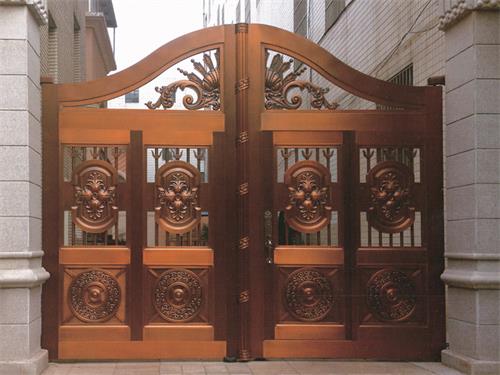 如何處理銅門(mén)銅銹